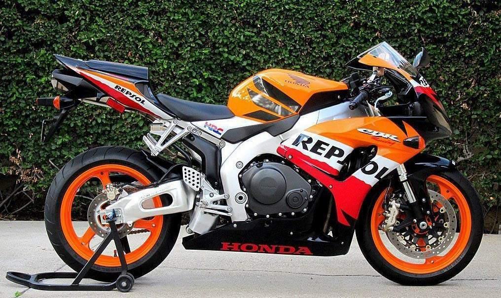 Honda 1000 RR Repsol Grenaj Set 2006-2007 Moto11